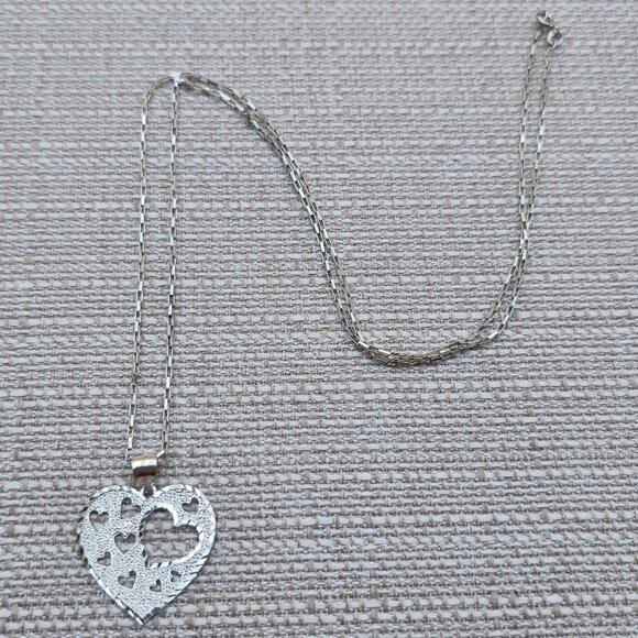 Jewelry - 24 Inch Sterling Silver Large Textured Unique Heart Necklace A5946